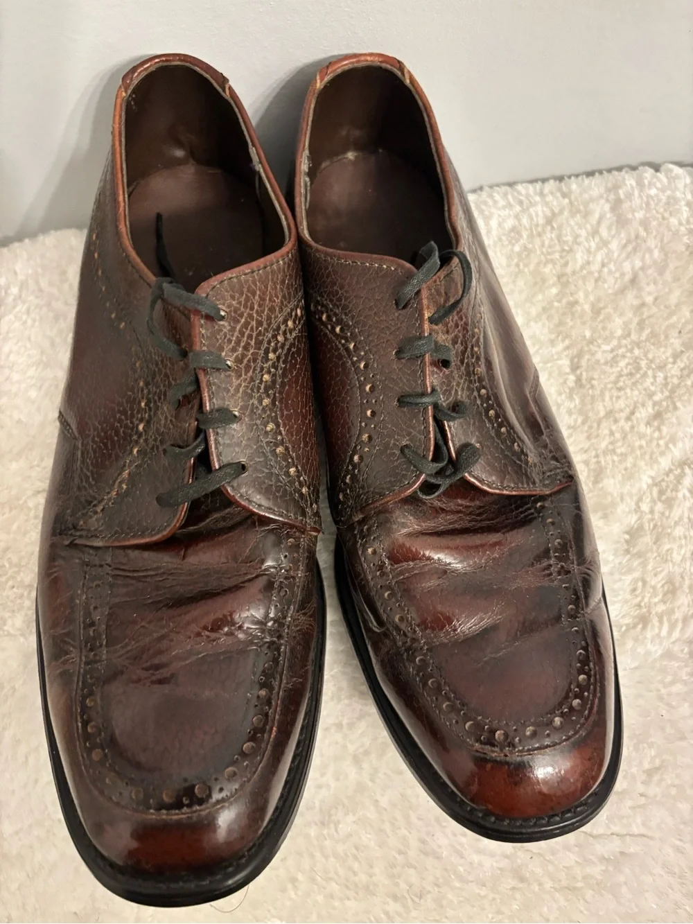 Men's Brown Leather Wingtip Dress Shoes